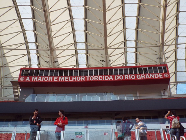 旧坚不可摧 旧坚不可摧